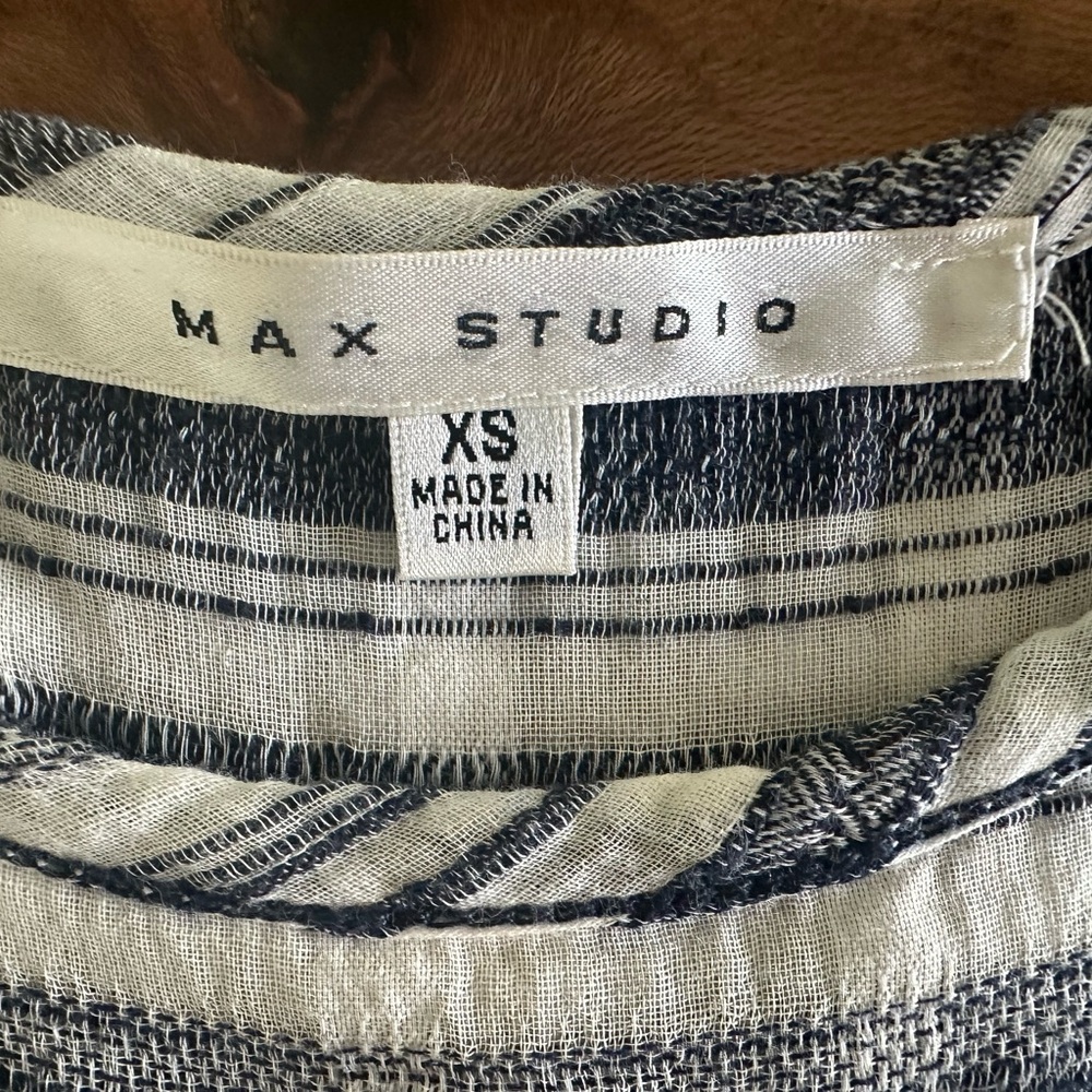 Max Studio Sleeveless Dress - Picture 5 of 11